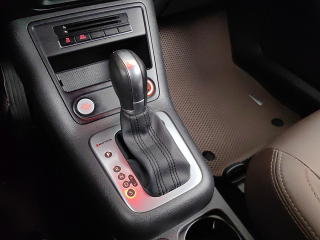 car 16