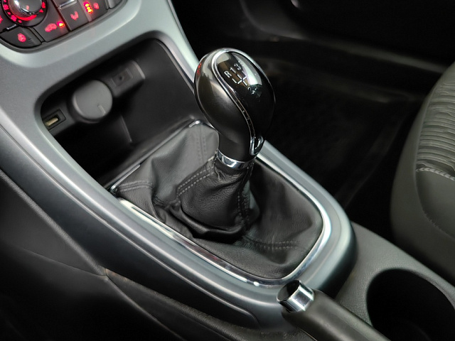car 19