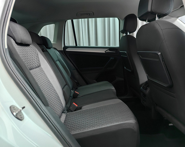 car 10