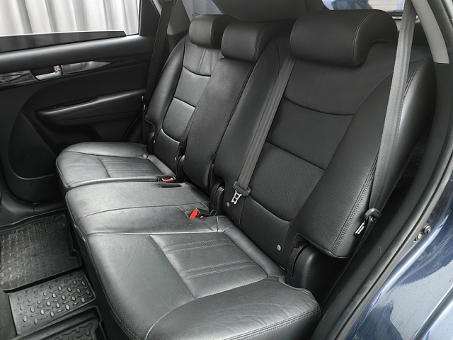 car 8