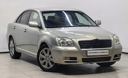 Avensis, II