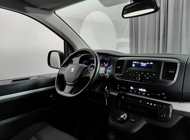 car 7