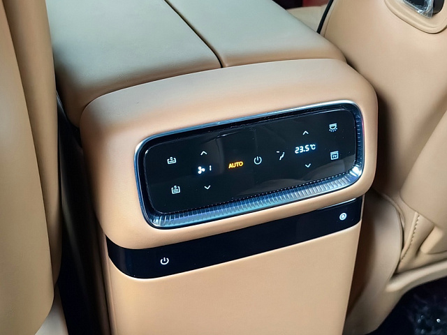 car 26