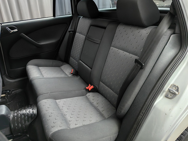 car 8
