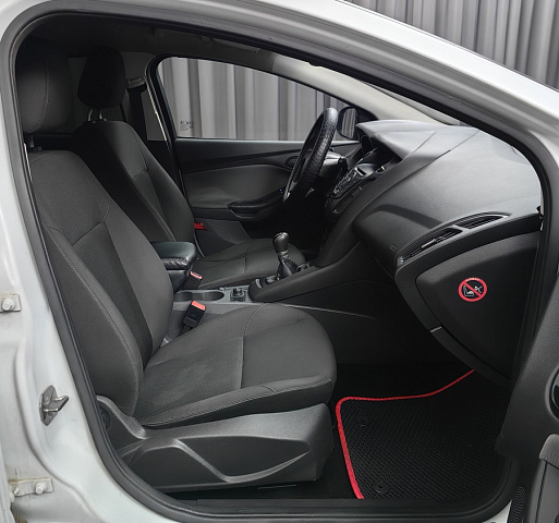 car 8