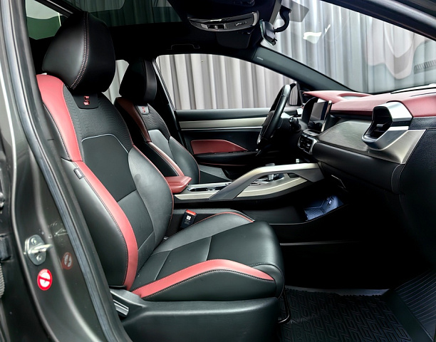 car 8