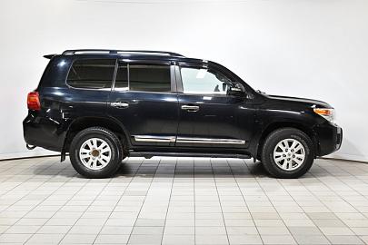 Land Cruiser, 200 Series Рестайлинг 1