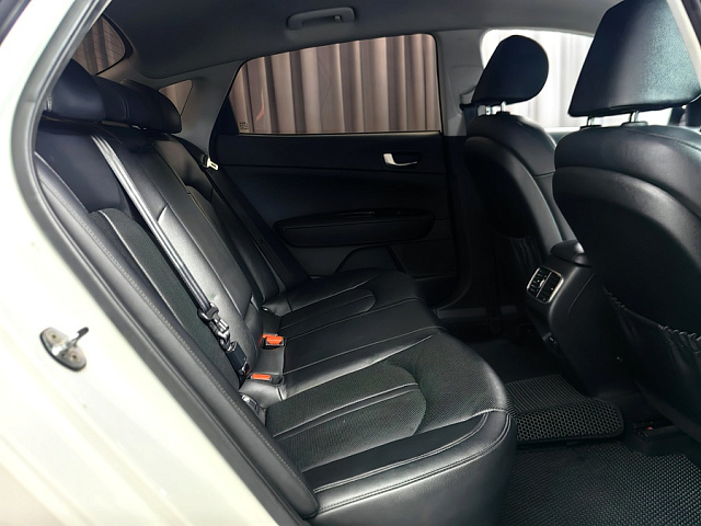 car 10