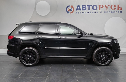 Grand Cherokee