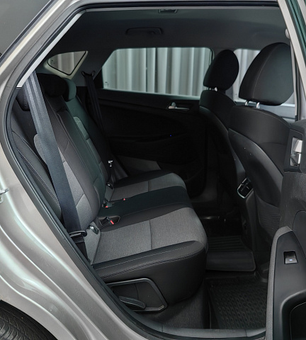 car 10