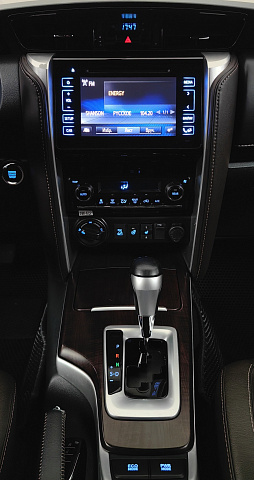 car 12