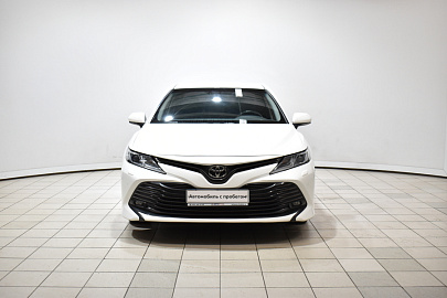 Camry, VIII (XV70)