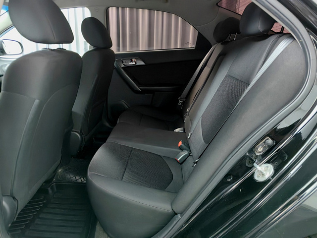 car 11