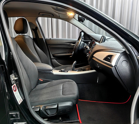 car 8