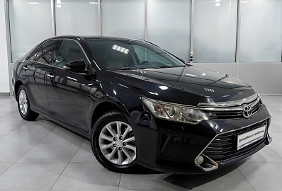 Camry, VII (XV50)