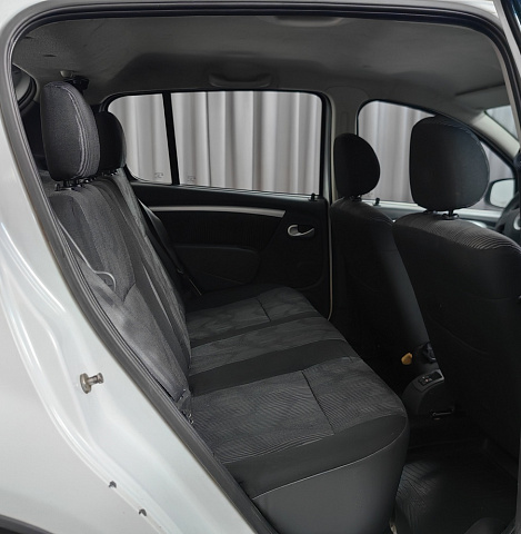 car 10
