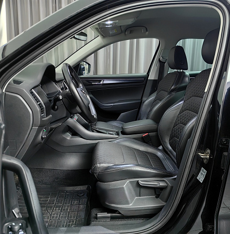 car 9