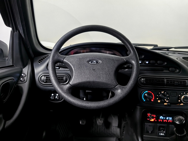 car 13