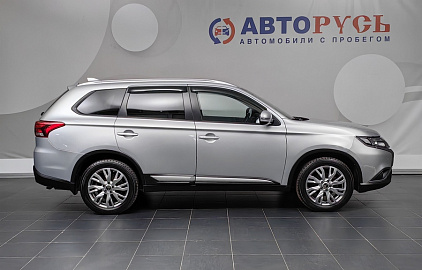 OUTLANDER