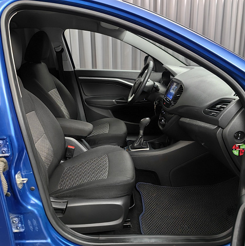 car 8