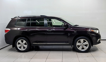 Highlander, II (U40)