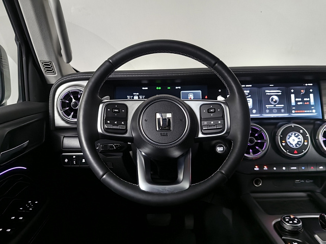 car 13