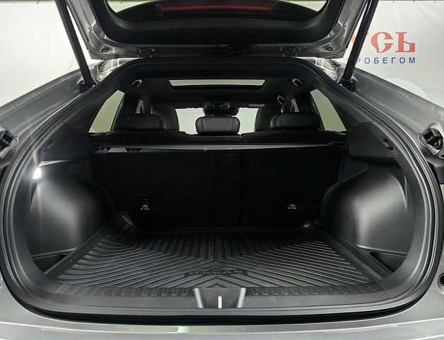 car 28