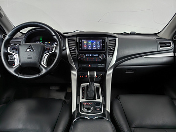 PAJERO sport