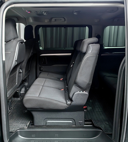 car 11