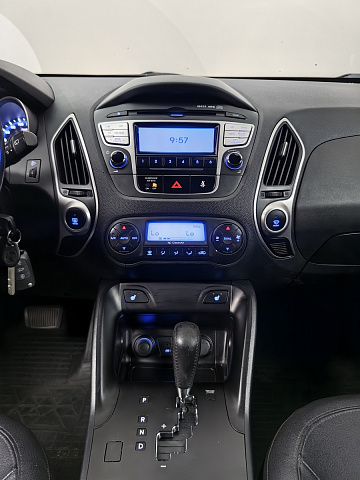 car 12