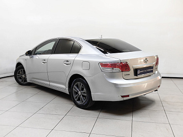 Avensis
