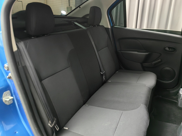 car 9