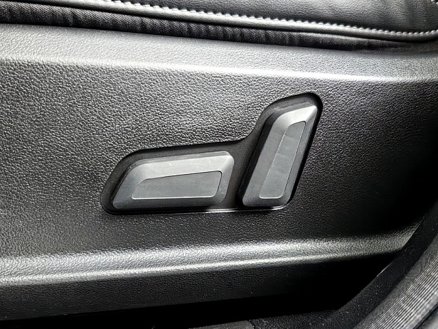 car 23
