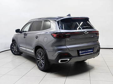 Tiggo 8