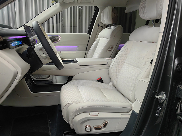 car 24