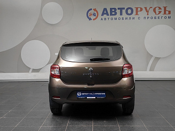 SANDERO