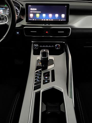 car 12