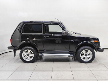 Niva Legend
