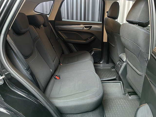 car 10