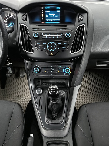 car 12