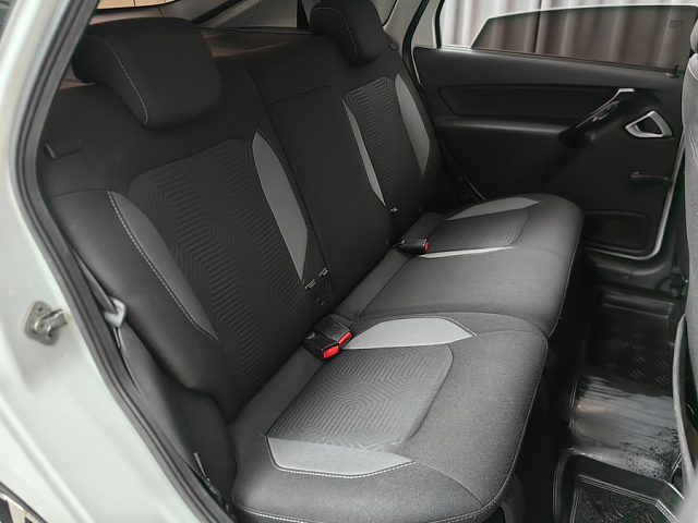 car 9
