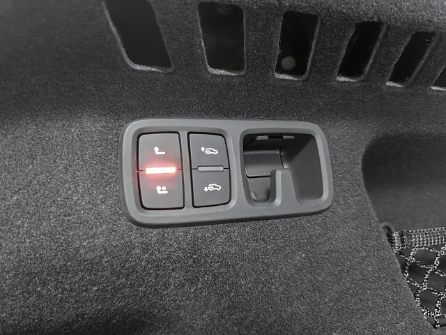 car 30