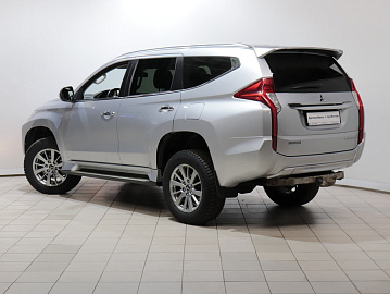Pajero Sport, III