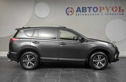 RAV4