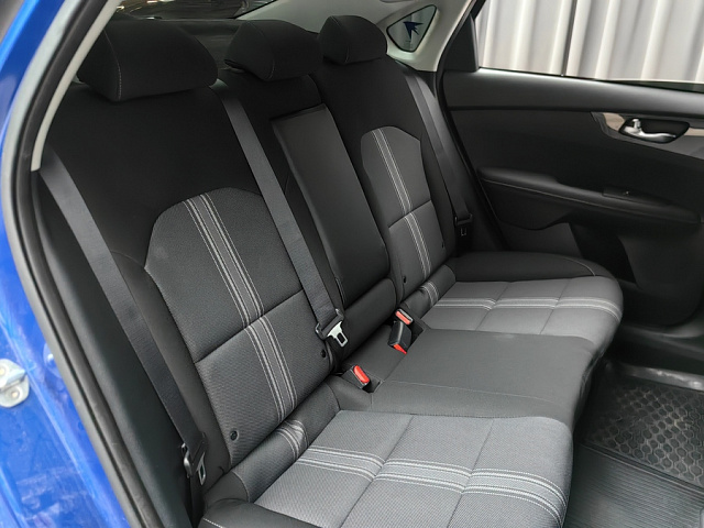car 9