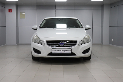 S60, II