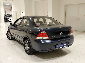 Almera Classic