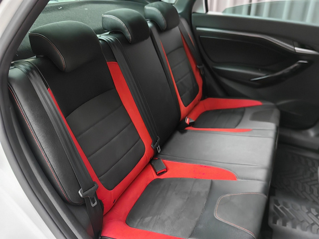 car 8