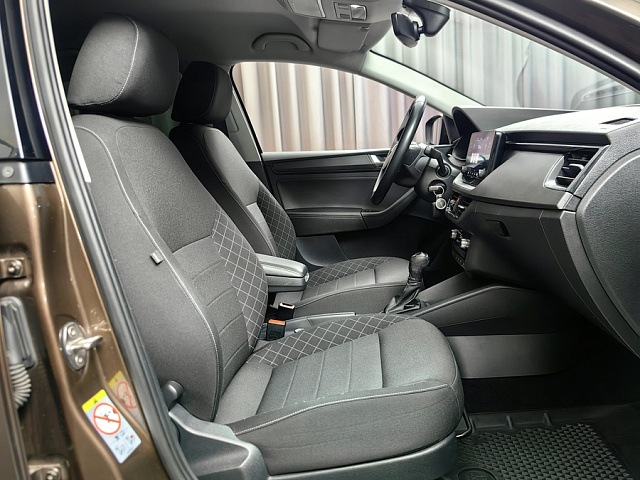 car 8