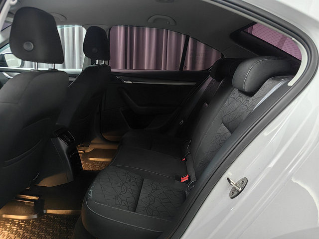 car 11